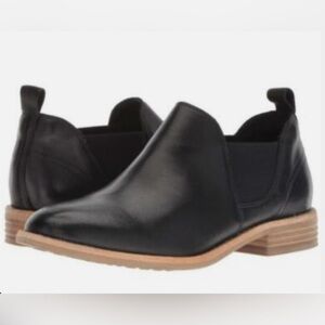 CLARKS EDENVALE PAGE BLACK LEATHER  SLIP ON CHELSEA STYLE BOOTIES Size 7